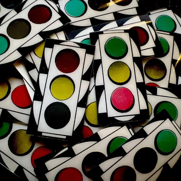 Huge Lot of 25 Traffic Light 1950's Small 1" Vari-Vue Flicker Lenticulars NOS - Picture 2 of 7